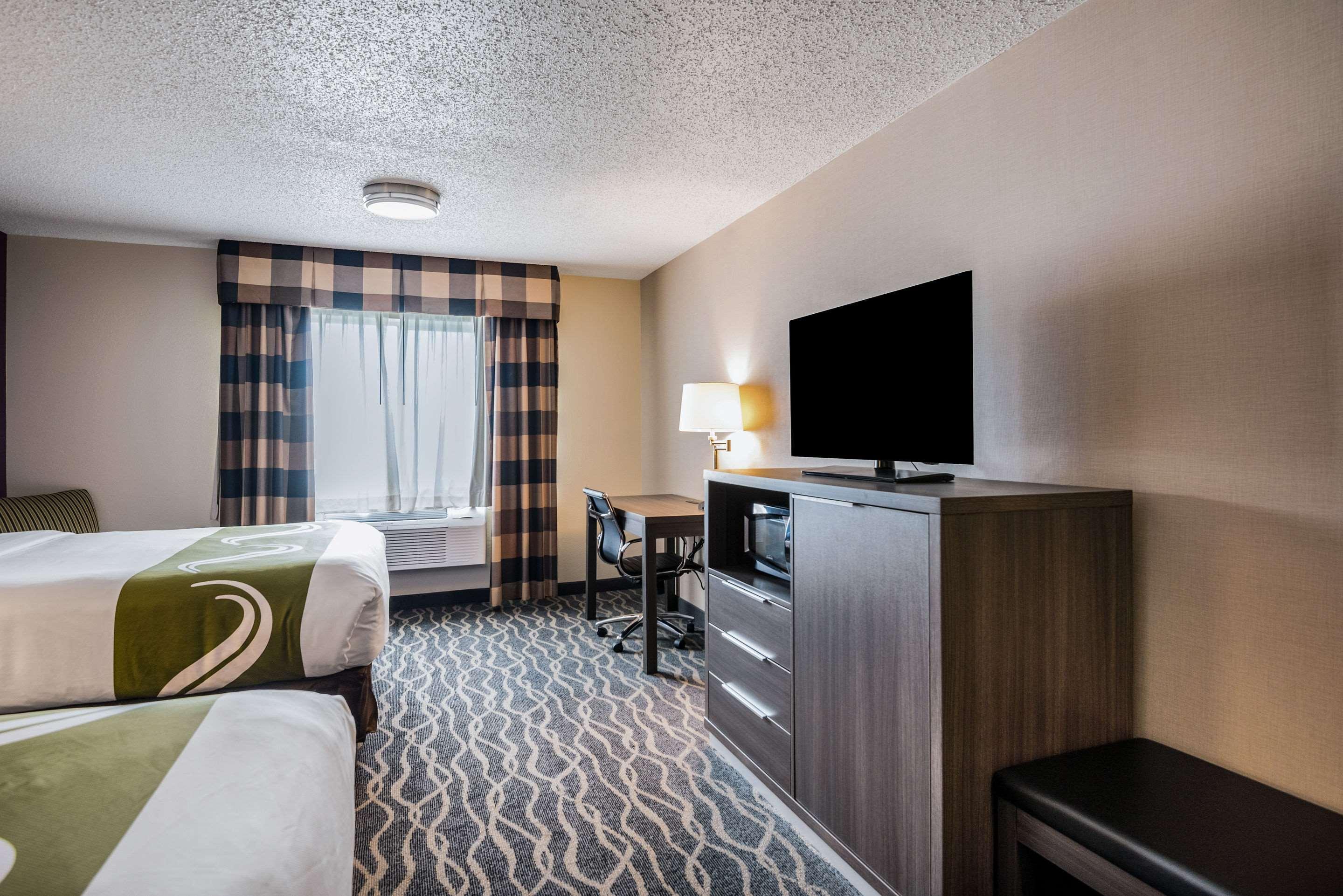 Quality Inn & Suites Missoula Bagian luar foto