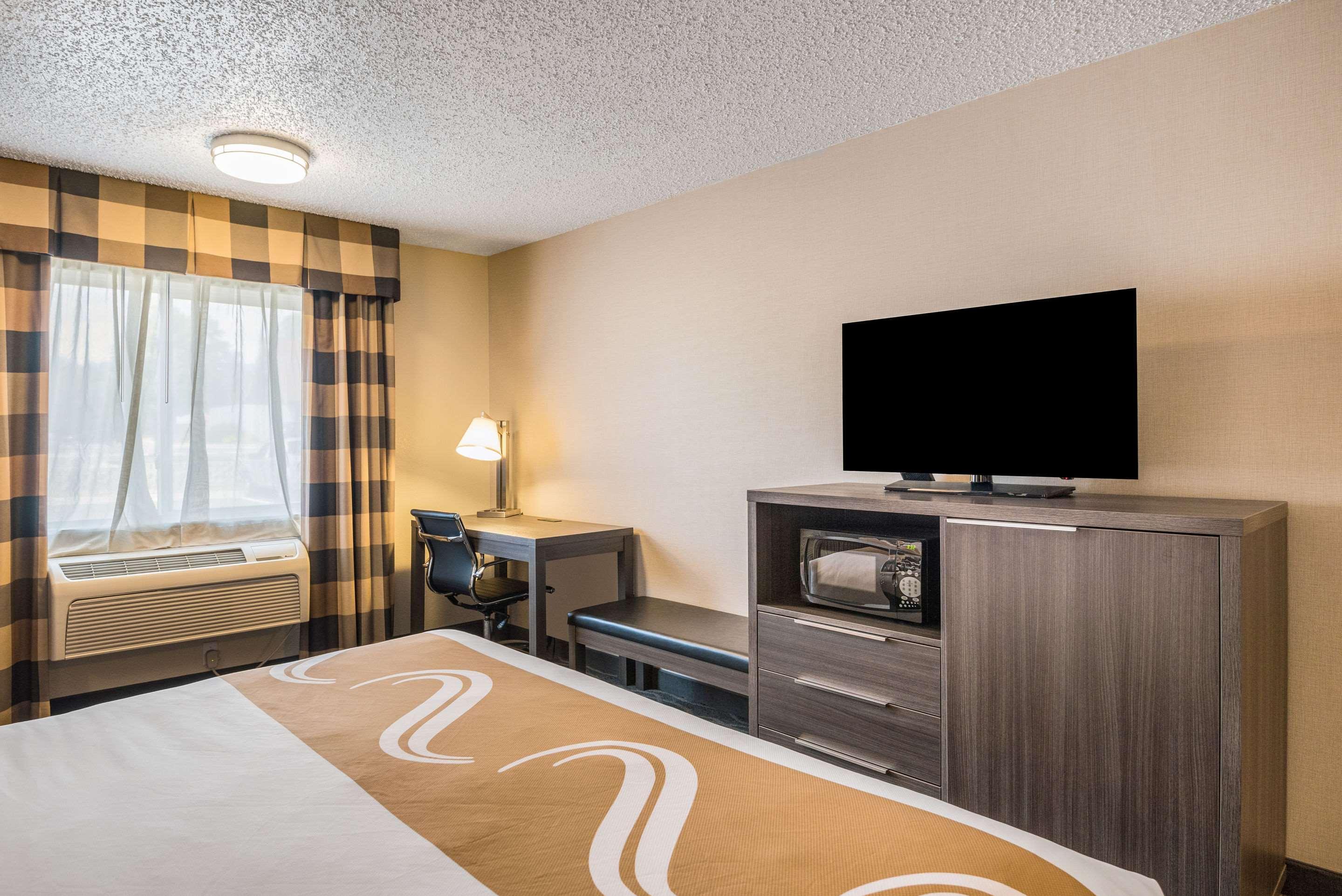 Quality Inn & Suites Missoula Bagian luar foto
