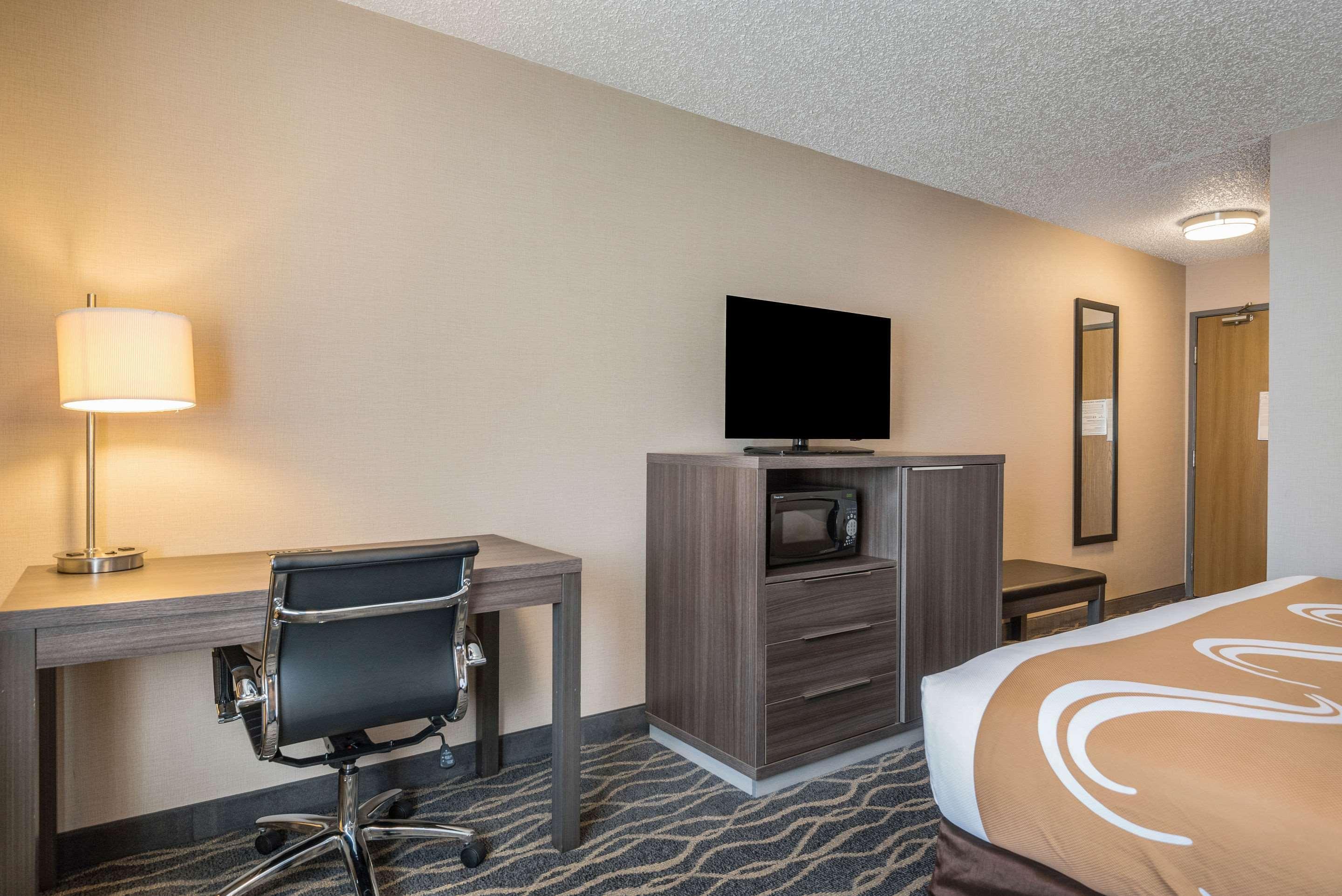 Quality Inn & Suites Missoula Bagian luar foto