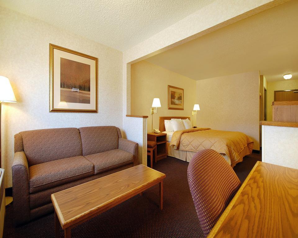 Quality Inn & Suites Missoula Bagian luar foto