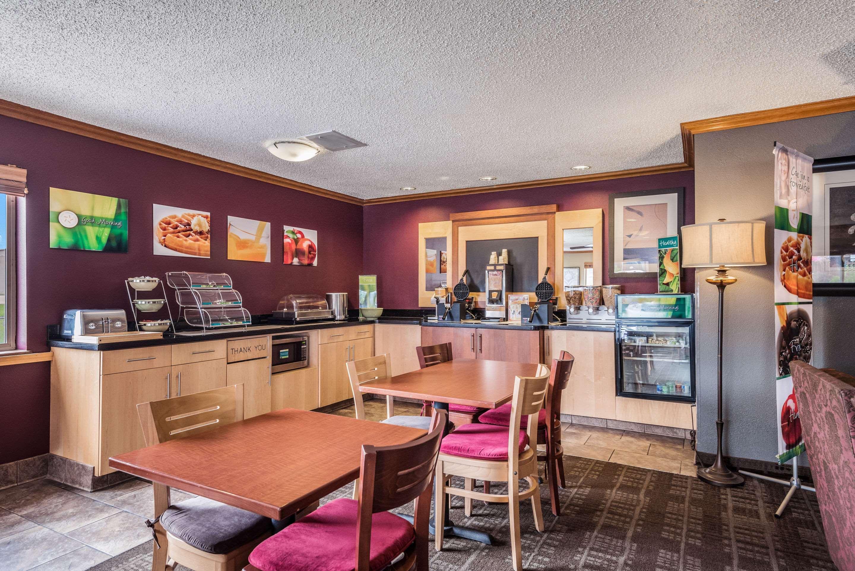 Quality Inn & Suites Missoula Bagian luar foto